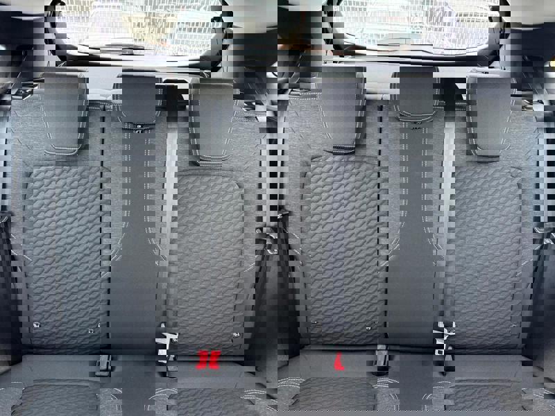 Image Ford PUMA 1.5 120 Titanium Full leds GPS Radar Carplay Sièges chauffants Régul Clim auto  Gtie 1 an 